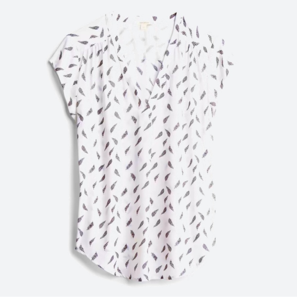Stitch Fix - Fun2Fun - Lillian VNeck Blouse